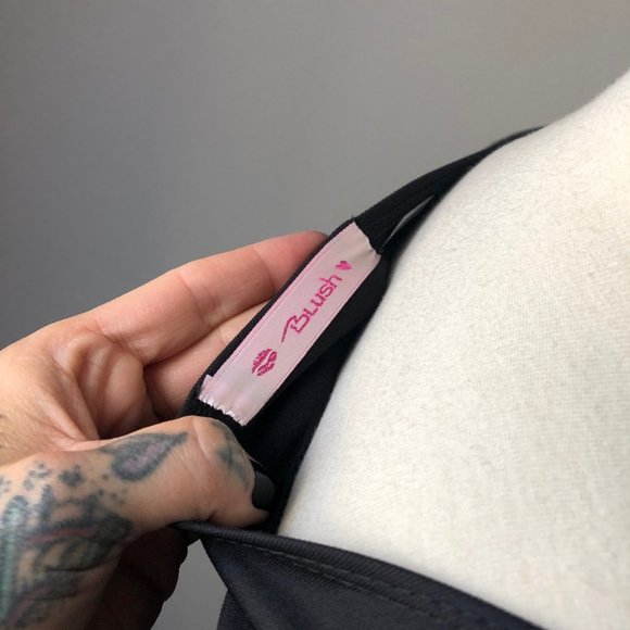 Blush Black Wrap Dress M Stretchy - Picture 4 of 4